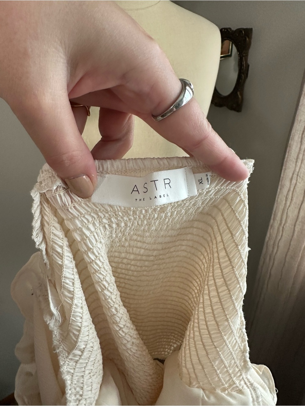 ASTR the Label Cream Puff Sleeve Square Neck Ruched Top - Picture 4 of 7
